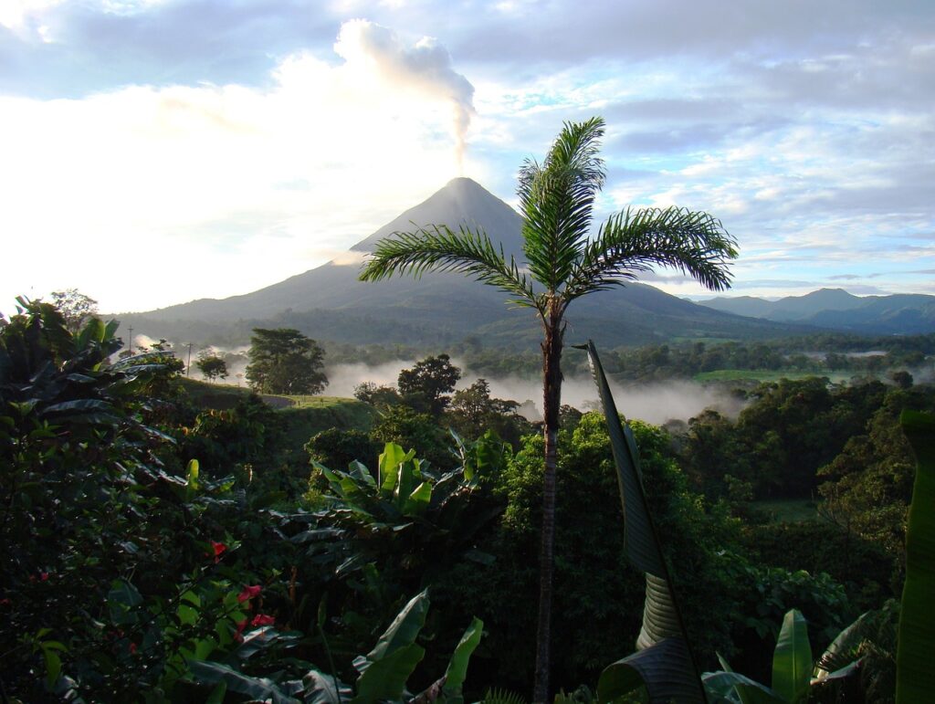 Cultura costarricense. Imagen de BelaMarie en Pixabay